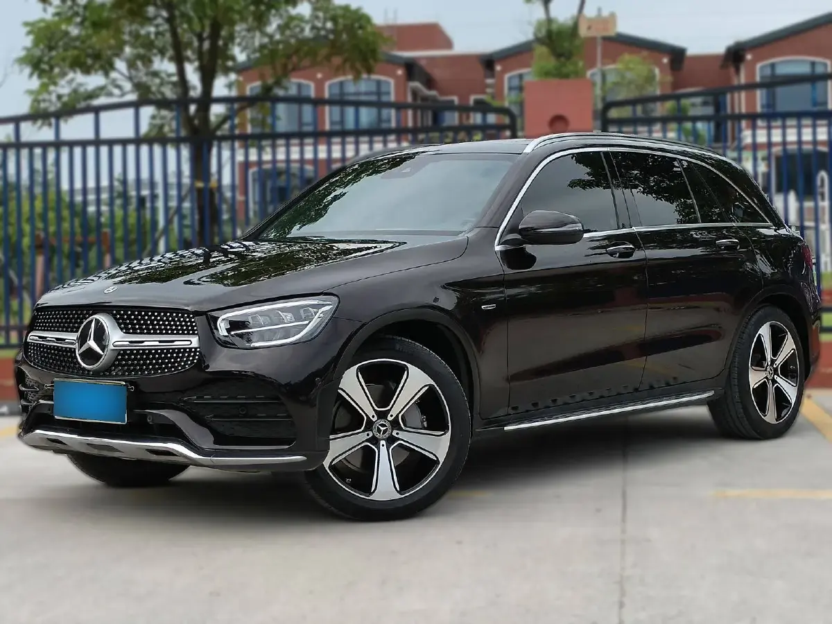 2022 Mercedes-Benz GLC Class 2.0T 258HP L4 9AT