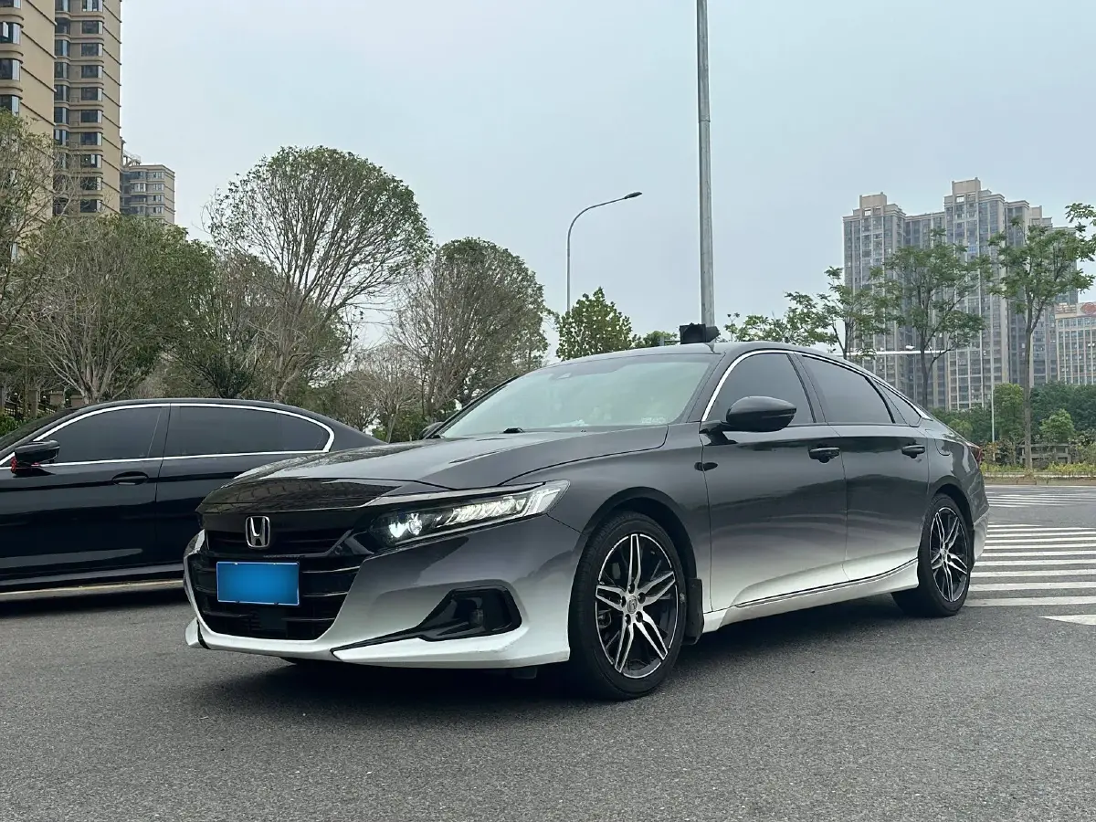 2022 Honda Accord 1.5T 194HP L4 CVT