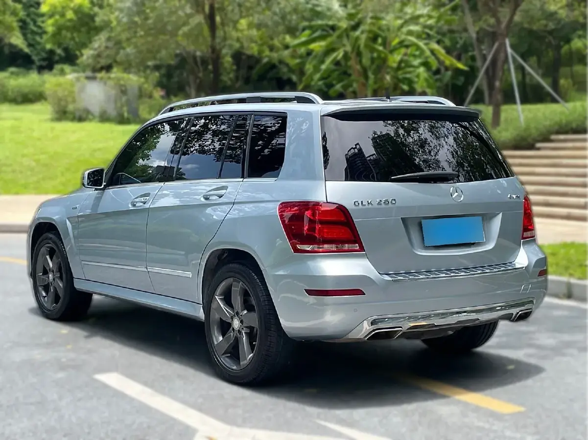 2015 Mercedes-Benz GLK Class 2.0T 211HP L4 7AT