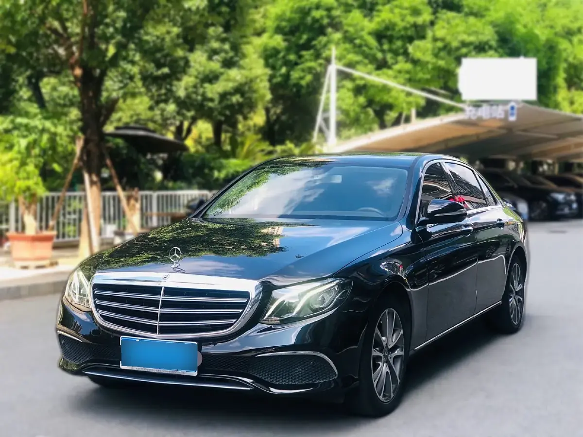 2018 Mercedes-Benz E Class 2.0T 184HP L4 9AT