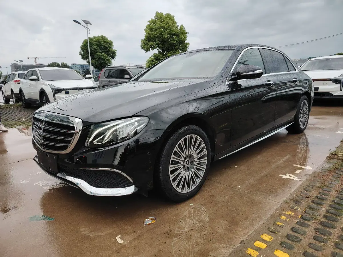 2018 Mercedes-Benz E Class 2.0T 184HP L4 9AT