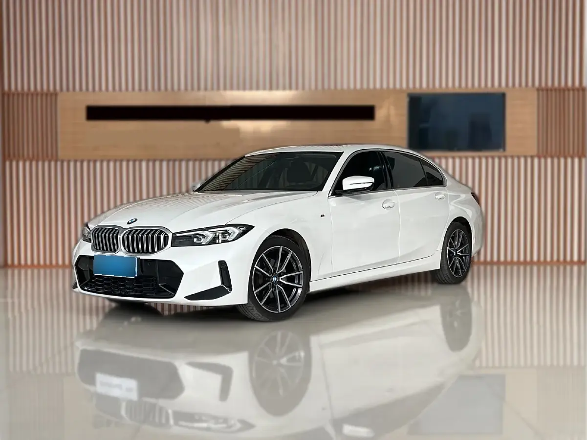 2023 BMW 3 Series 2.0T 156HP L4 8AT