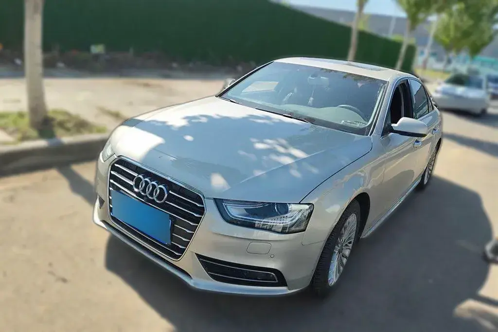 2016 Audi A4L 2.0T 180HP L4 CVT