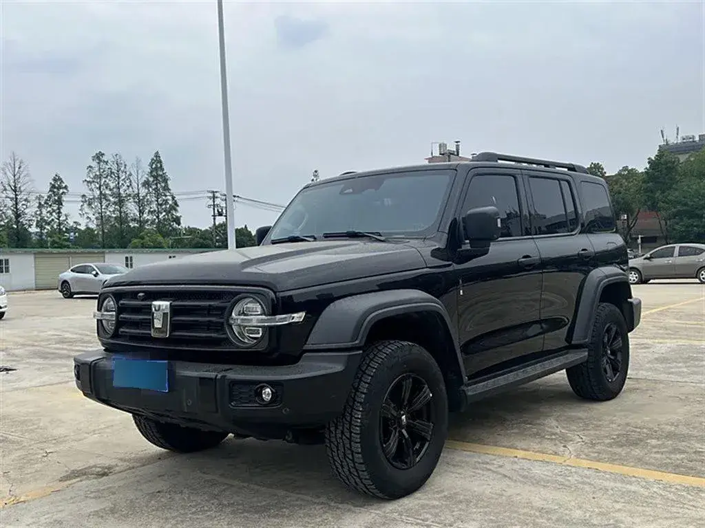 2021 Tank 300 2.0T 227HP L4 8AT