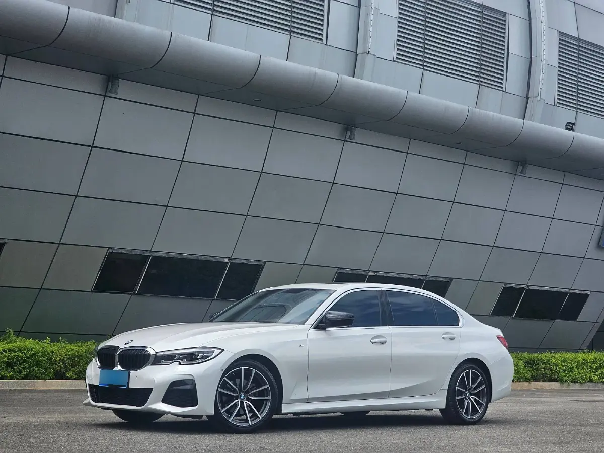 2021 BMW 3 Series 2.0T 184HP L4 8AT