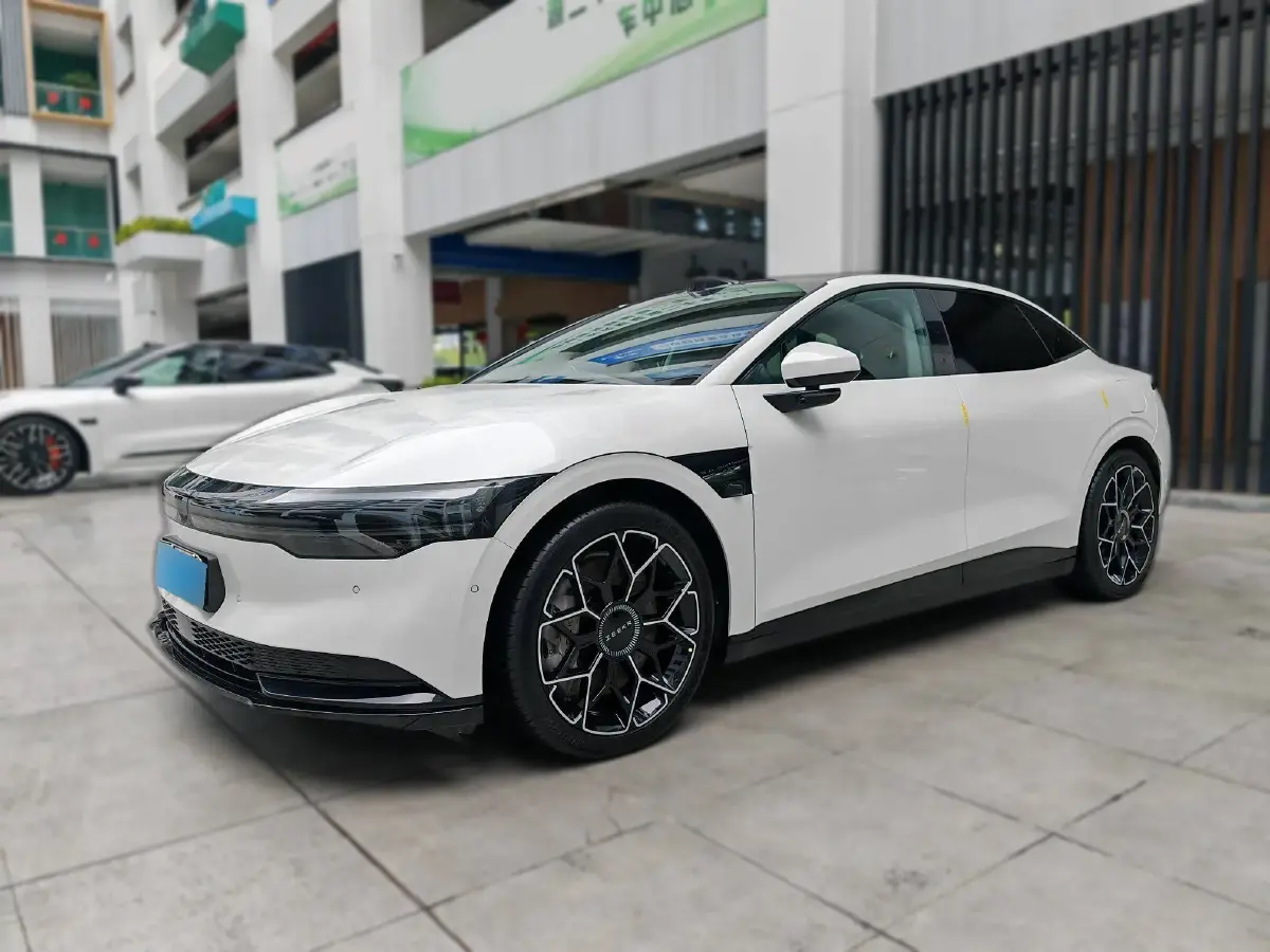 2024 Zeekr 007 BEV 100KWH
