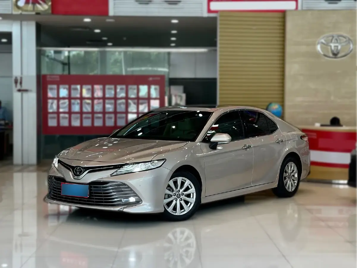 2018 Toyota Camry 2.0L 169HP L4 6AT