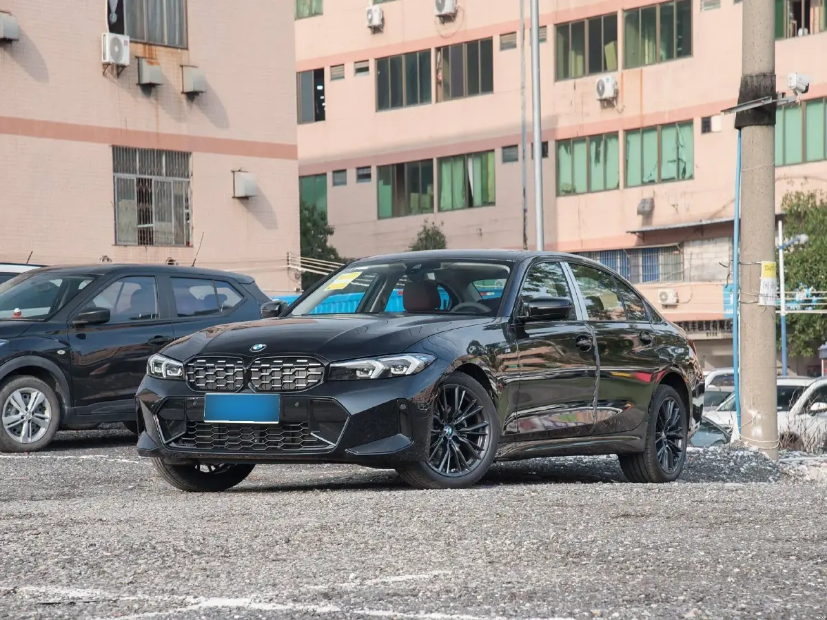 2024 BMW 3 Series 2.0T 184HP L4 8AT