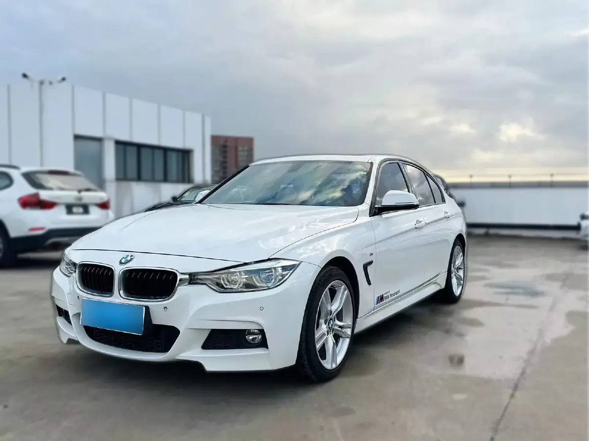 2018 BMW 3 Series 2.0T 184HP L4 8AT
