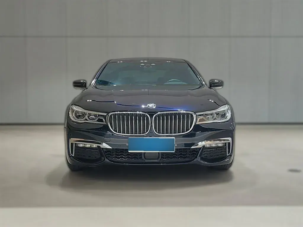 2018 BMW 7 Series 2.0T 258HP L4 8AT