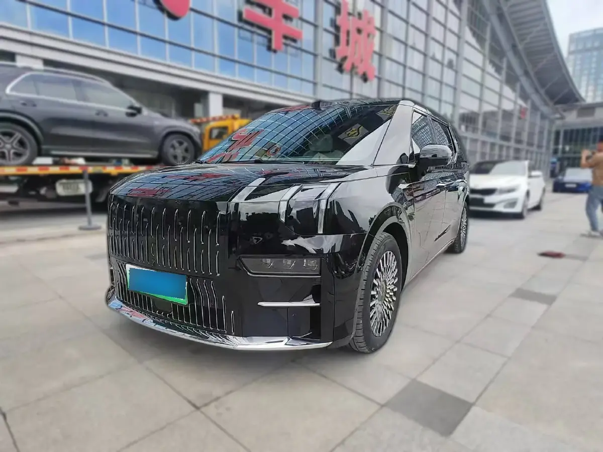 2024 Zeekr 009 BEV 108KWH