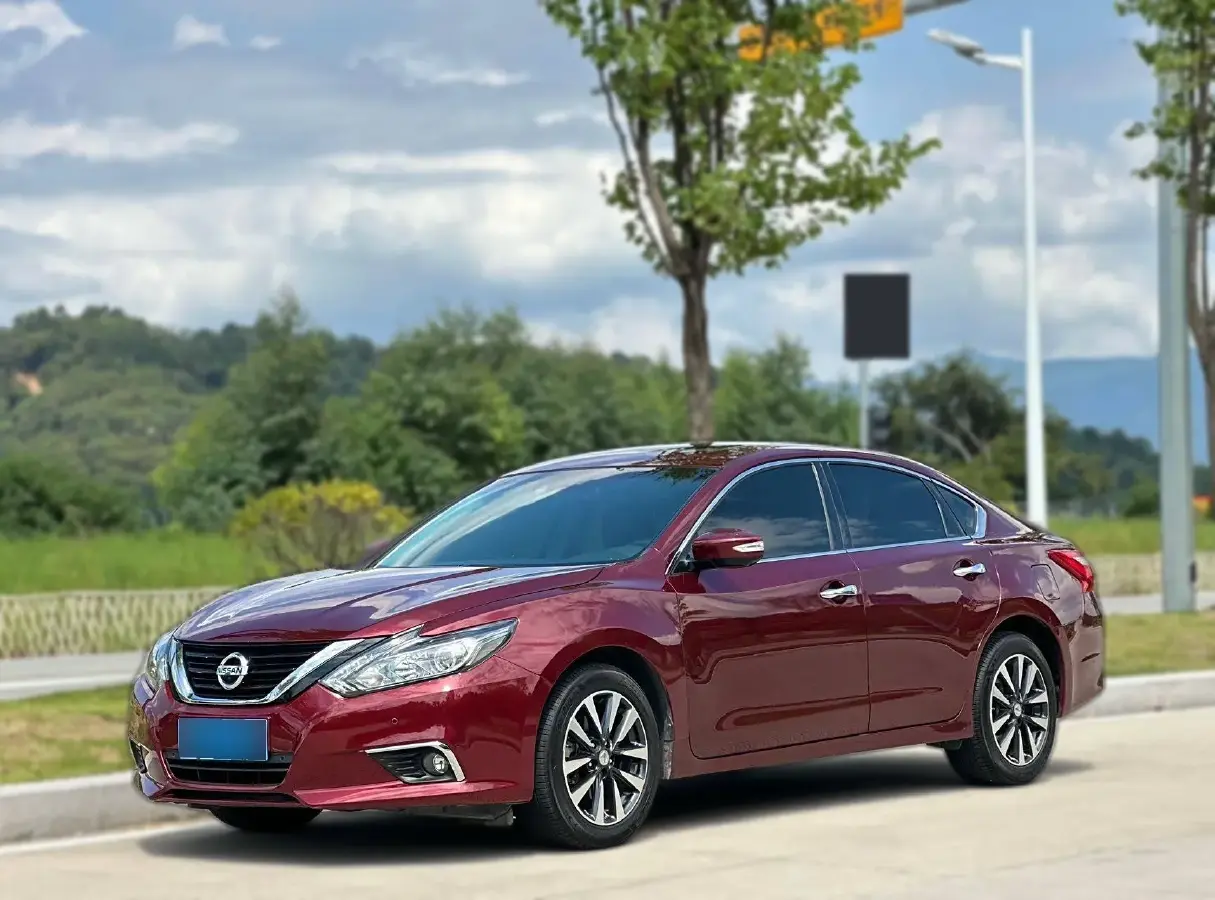 2016 Nissan Teana 2.5L 186HP L4 CVT