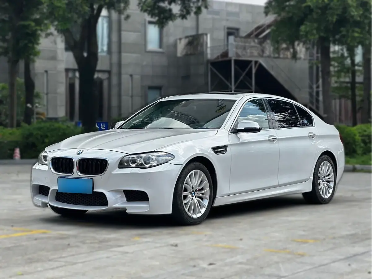 2014 BMW 5 Series 2.0T 218HP L4 8AT