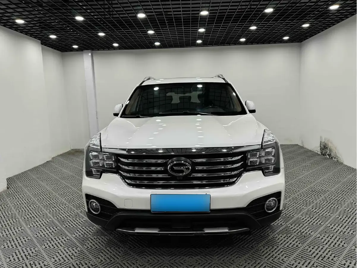 2017 GAC Trumpchi GS7 2.0T 201HP L4 6AT