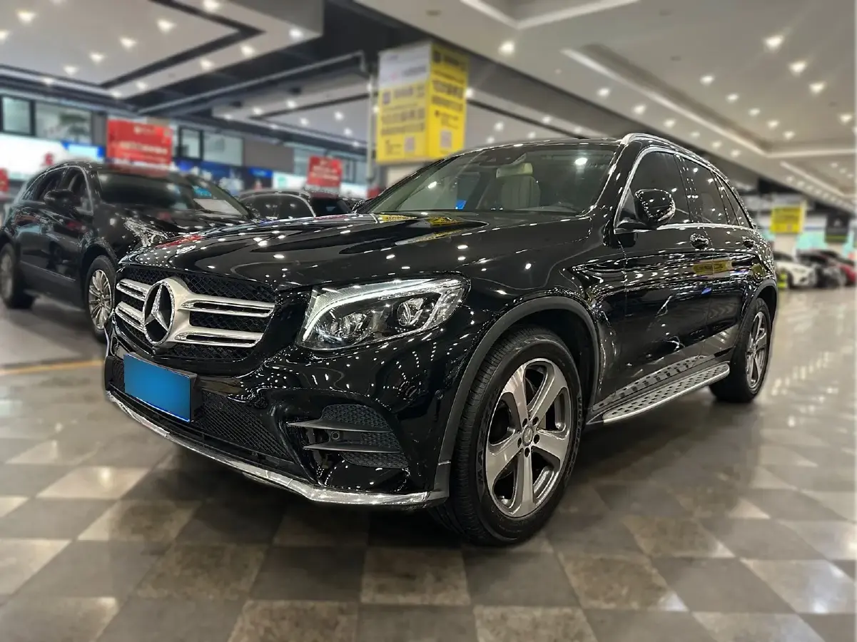 2017 Mercedes-Benz GLC Class 2.0T 245HP L4 9AT