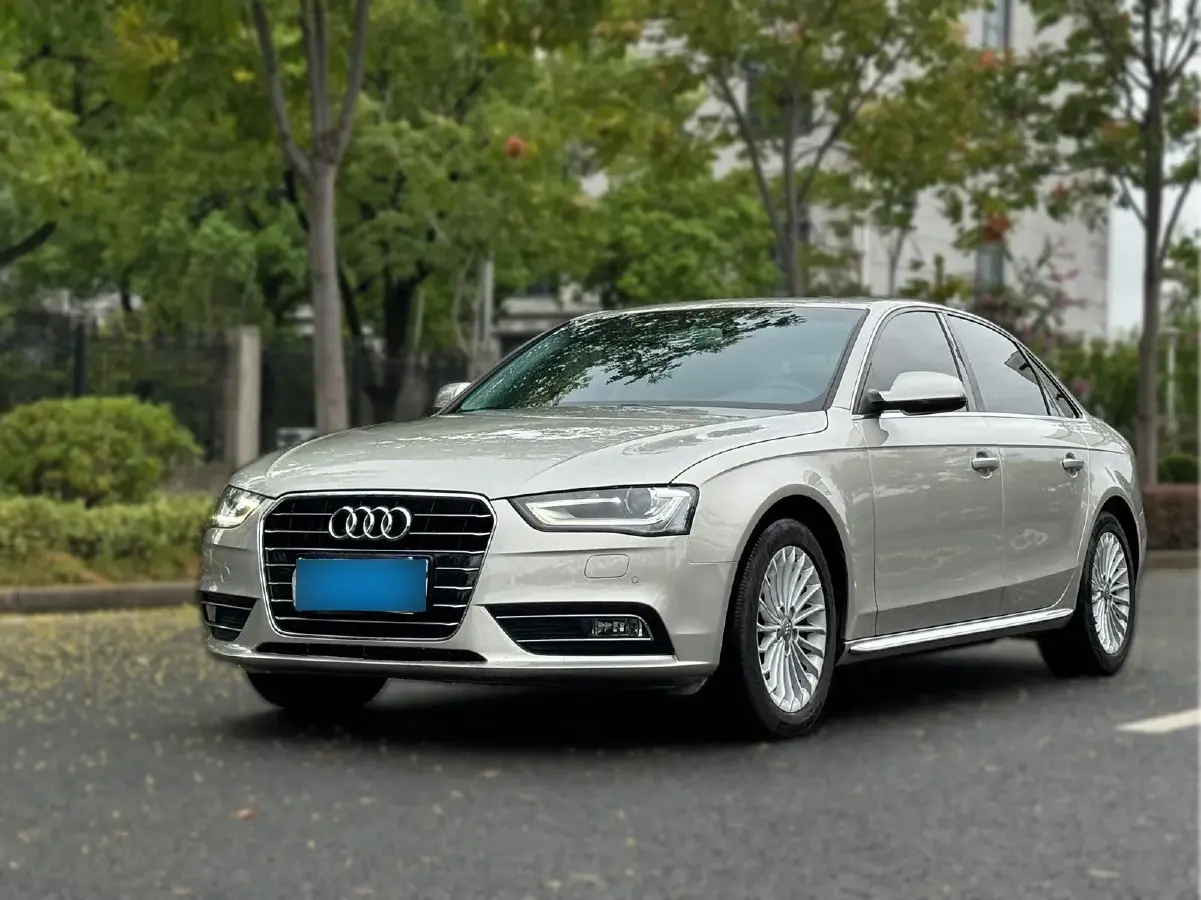 2016 Audi A4L 2.0T 180HP L4 CVT