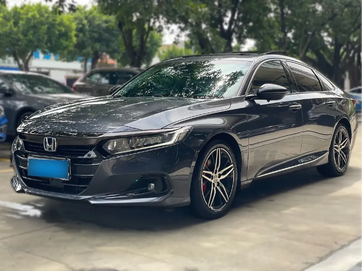 2022 Honda Accord 2.0L 146HP L4 E-CVT Hybrid