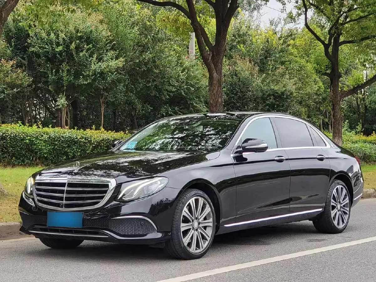 2016 Mercedes-Benz E Class 2.0T 245HP L4 9AT