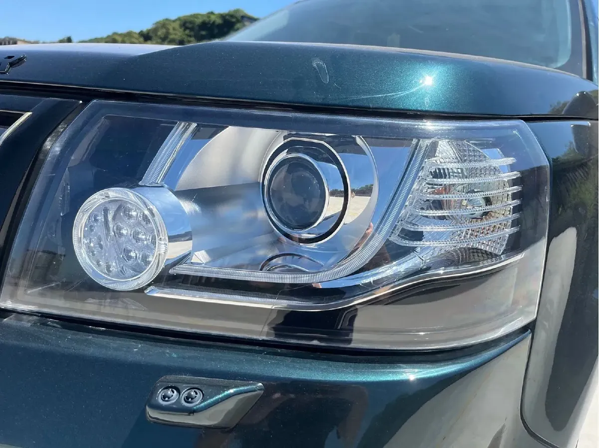 2015 Land Rover Freelander 2 2.0T 240HP L4 6AT,autocango,china used car exporter,china ev exporter,chinese used car exporter,chinese used ev exporter