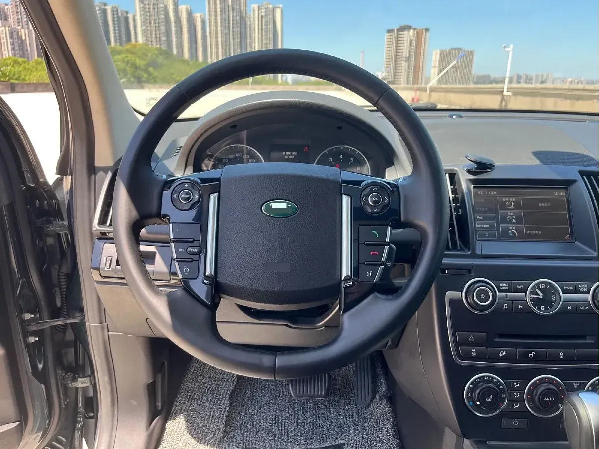 2015 Land Rover Freelander 2 2.0T 240HP L4 6AT,autocango,china used car exporter,china ev exporter,chinese used car exporter,chinese used ev exporter