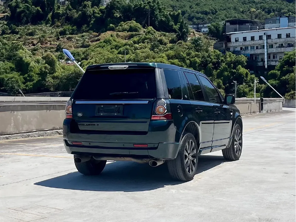 2015 Land Rover Freelander 2 2.0T 240HP L4 6AT,autocango,china used car exporter,china ev exporter,chinese used car exporter,chinese used ev exporter