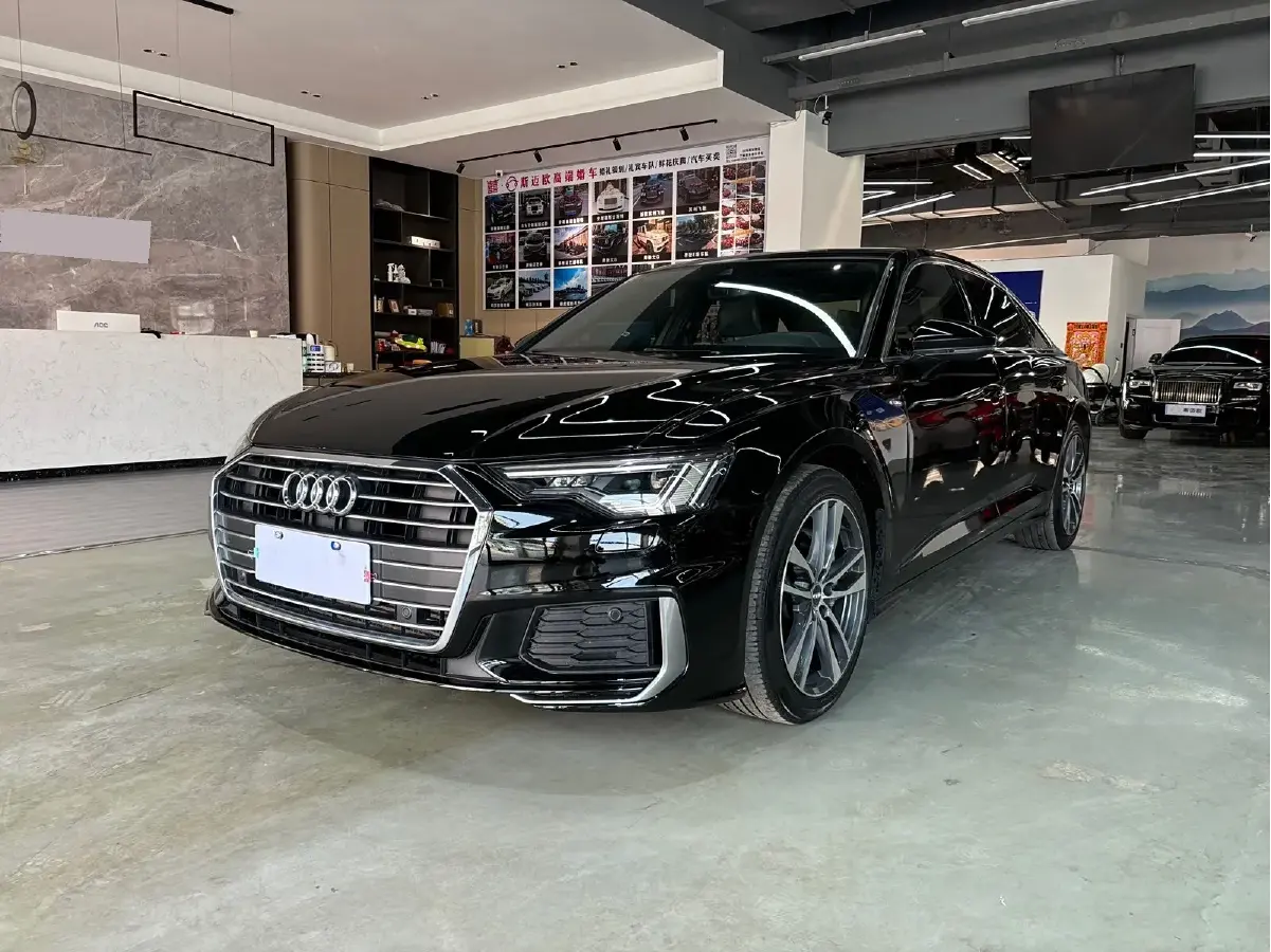 2020 Audi A6L 2.0T 190HP L4 7DCT