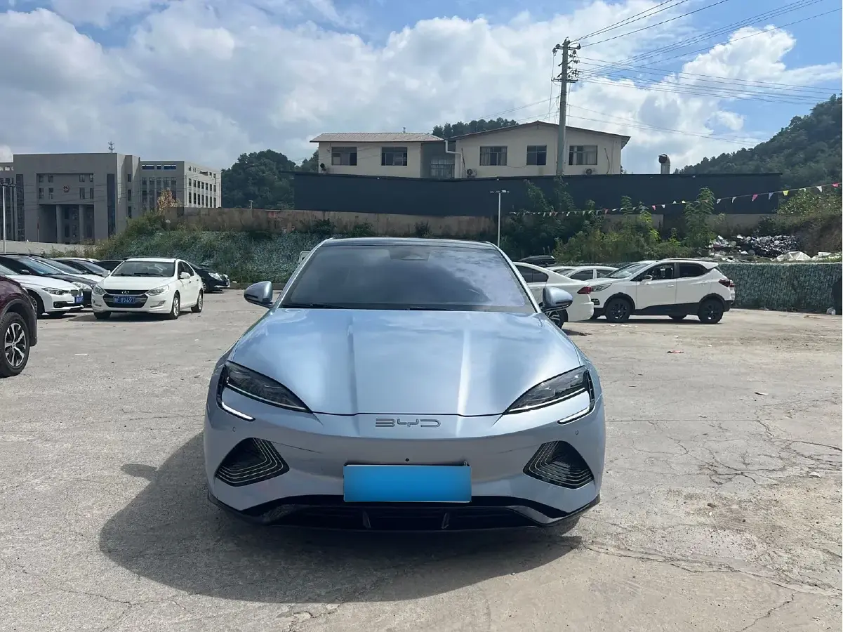 2022 BYD Seal BEV 82.5KWH