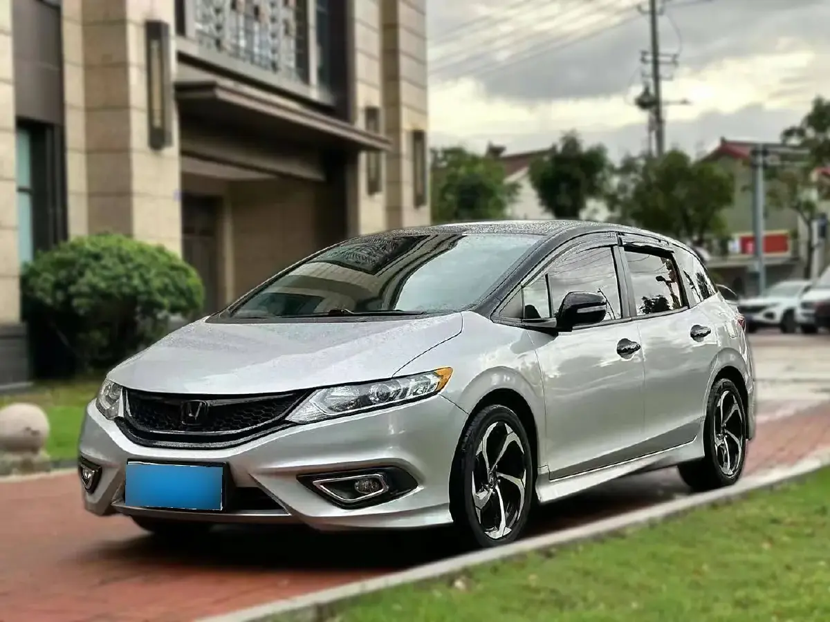 2014 Honda Jade 1.8L 141HP L4 5AT