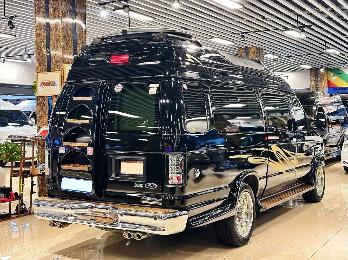 2011 Ford E350 5.4L 258HP V8 5AT,autocango,china used car exporter,china ev exporter,chinese used car exporter,chinese used ev exporter