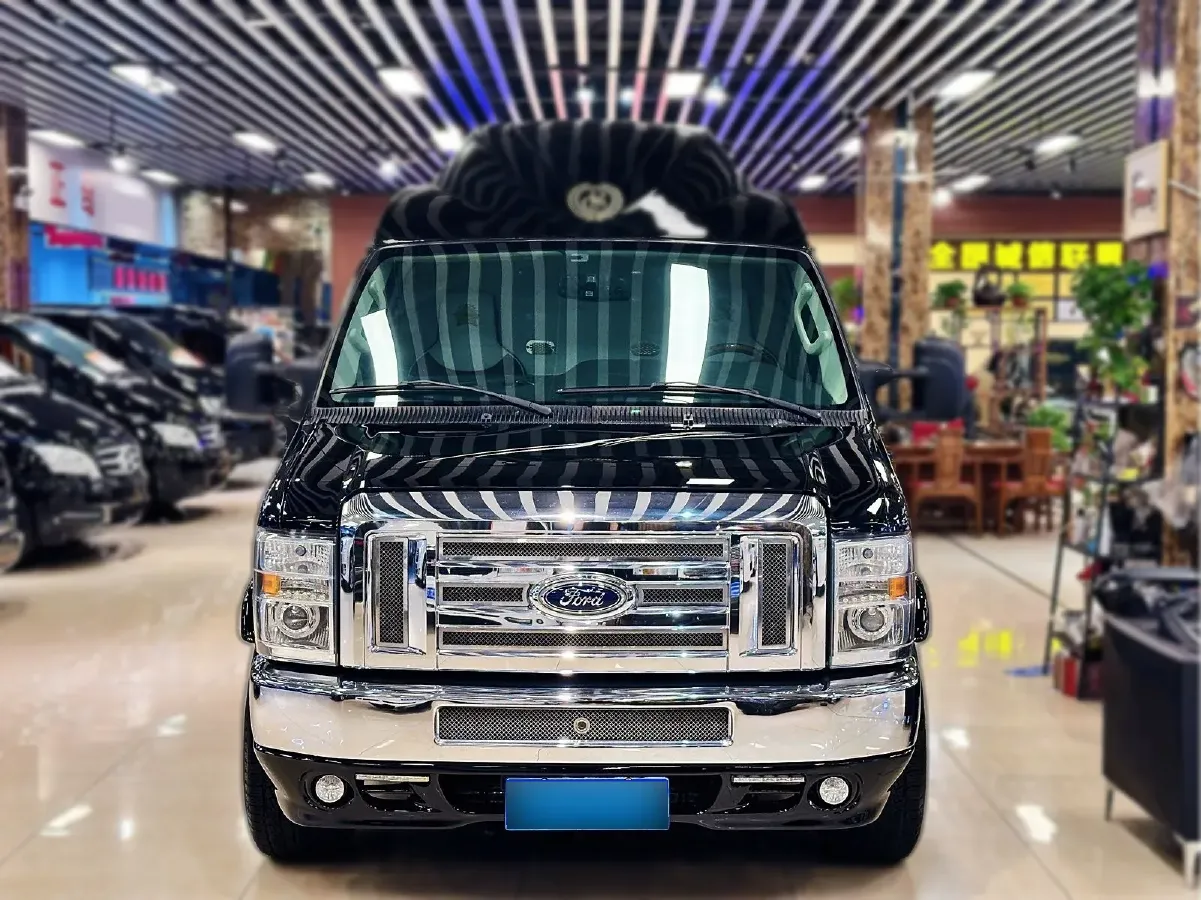 2011 Ford E350 5.4L 258HP V8 5AT,autocango,china used car exporter,china ev exporter,chinese used car exporter,chinese used ev exporter