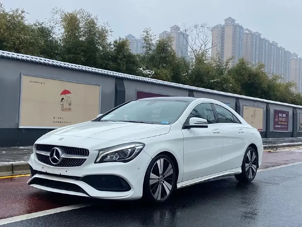 2016 Mercedes-Benz CLA Class 1.6T 156HP L4 7DCT