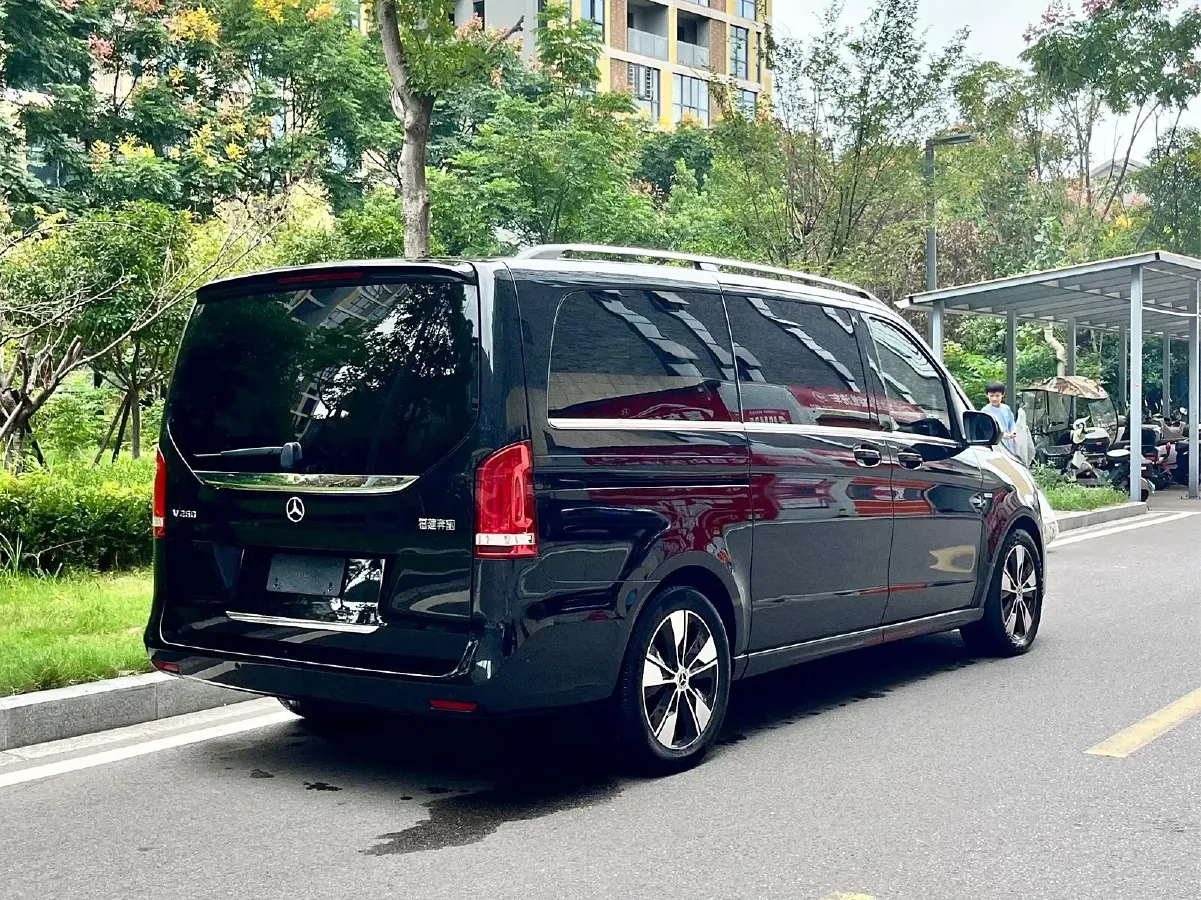 2020 Mercedes-Benz V Class 2.0T 211HP L4 9AT,autocango,china used car exporter,china ev exporter,chinese used car exporter,chinese used ev exporter