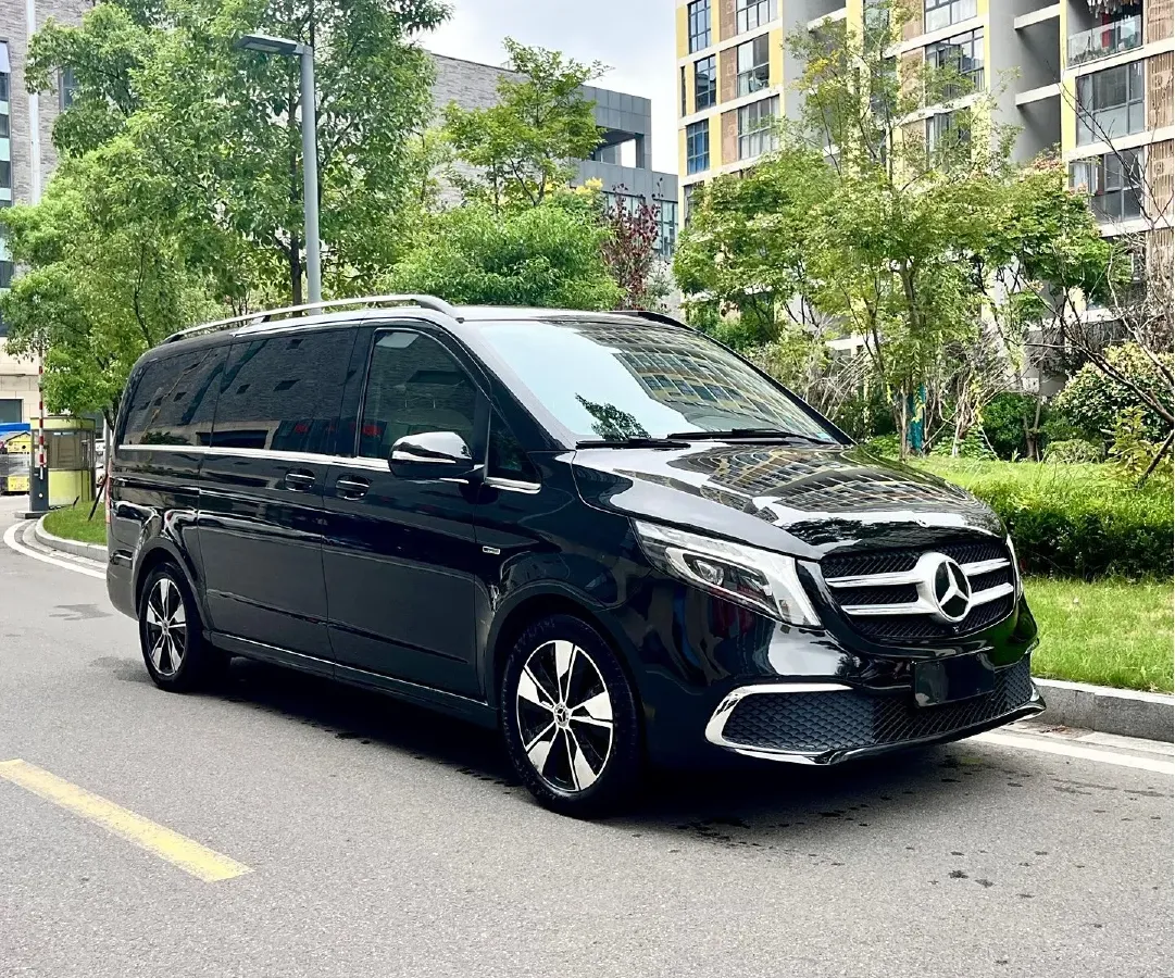 2020 Mercedes-Benz V Class 2.0T 211HP L4 9AT,autocango,china used car exporter,china ev exporter,chinese used car exporter,chinese used ev exporter