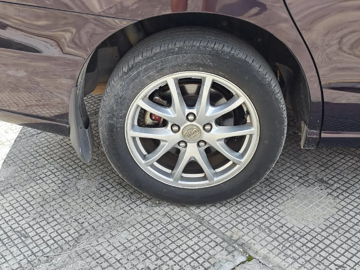 2015 BYD M6 2.4L 167HP L4 6DCT,autocango,china used car exporter,china ev exporter,chinese used car exporter,chinese used ev exporter