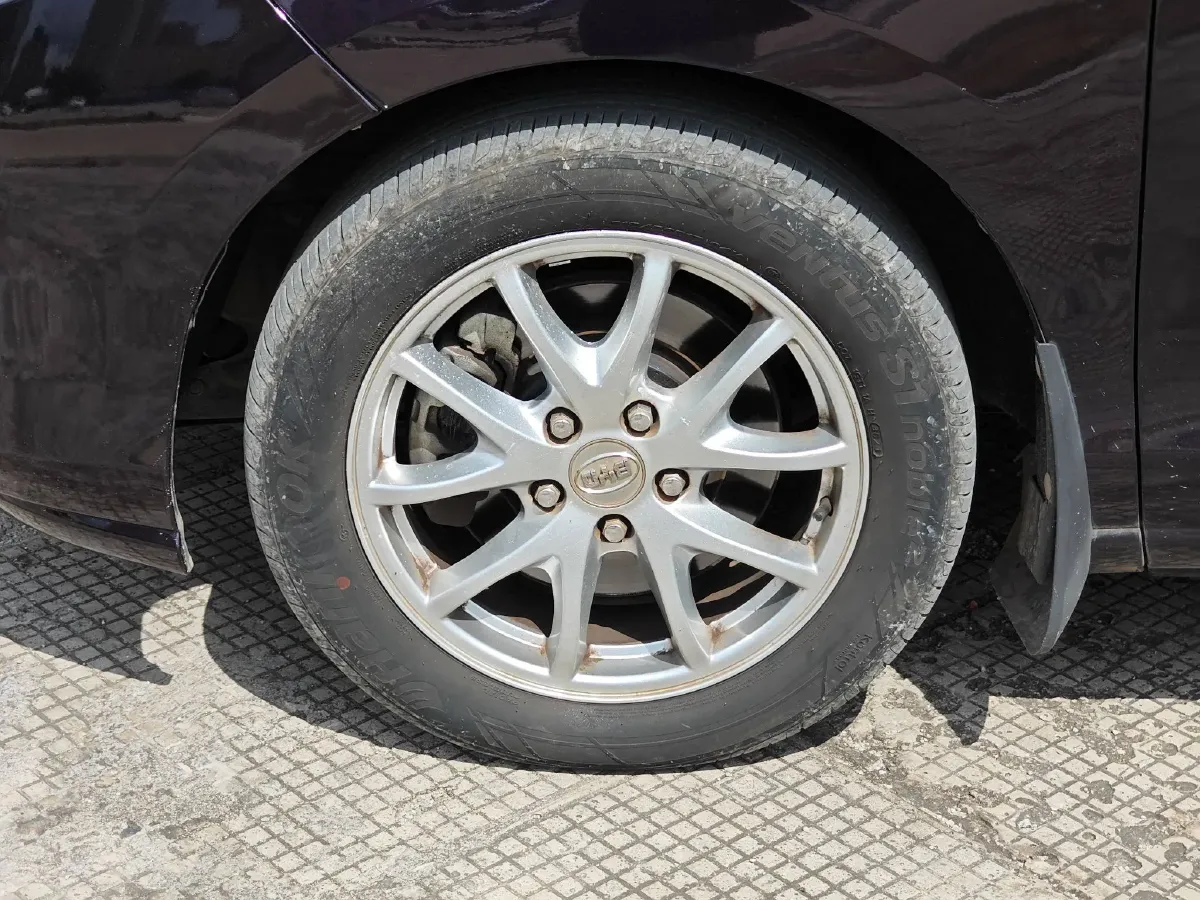 2015 BYD M6 2.4L 167HP L4 6DCT,autocango,china used car exporter,china ev exporter,chinese used car exporter,chinese used ev exporter