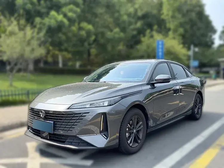 2023 ChangAn Lamore 1.5T 170HP L4 7DCT