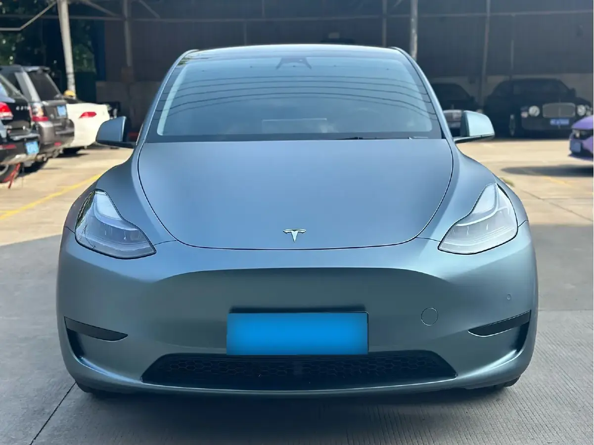 2024 Tesla Model Y BEV 60KWH