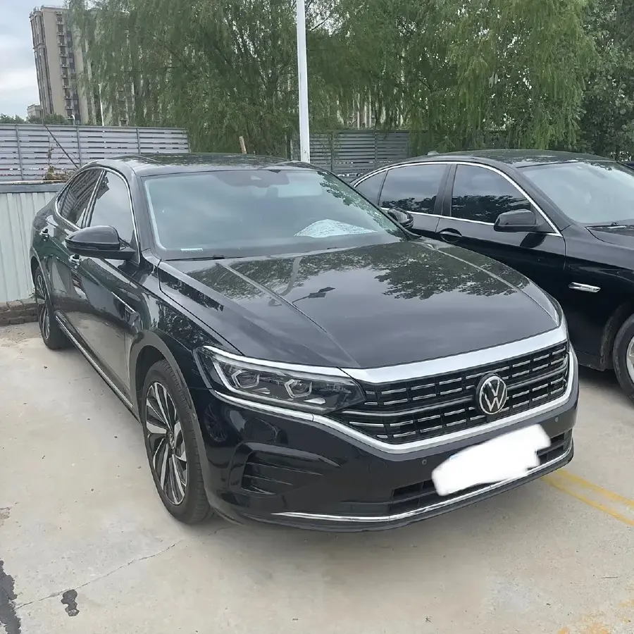 2022 Volkswagen Passat 2.0T 186HP L4 7DCT