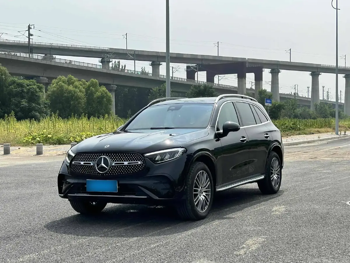 2023 Mercedes-Benz GLC Class 2.0T 258HP L4 9AT