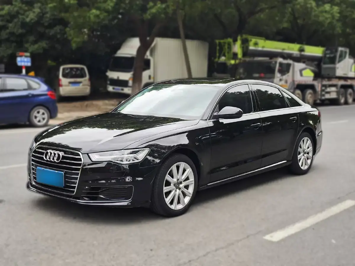 2018 Audi A6L 1.8T 190HP L4 7DCT