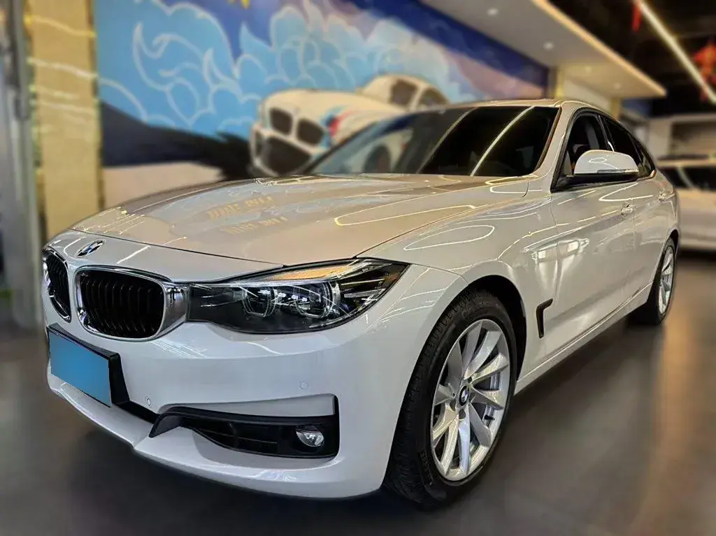 2019 BMW 3 Series GT 2.0T 184HP L4 8AT