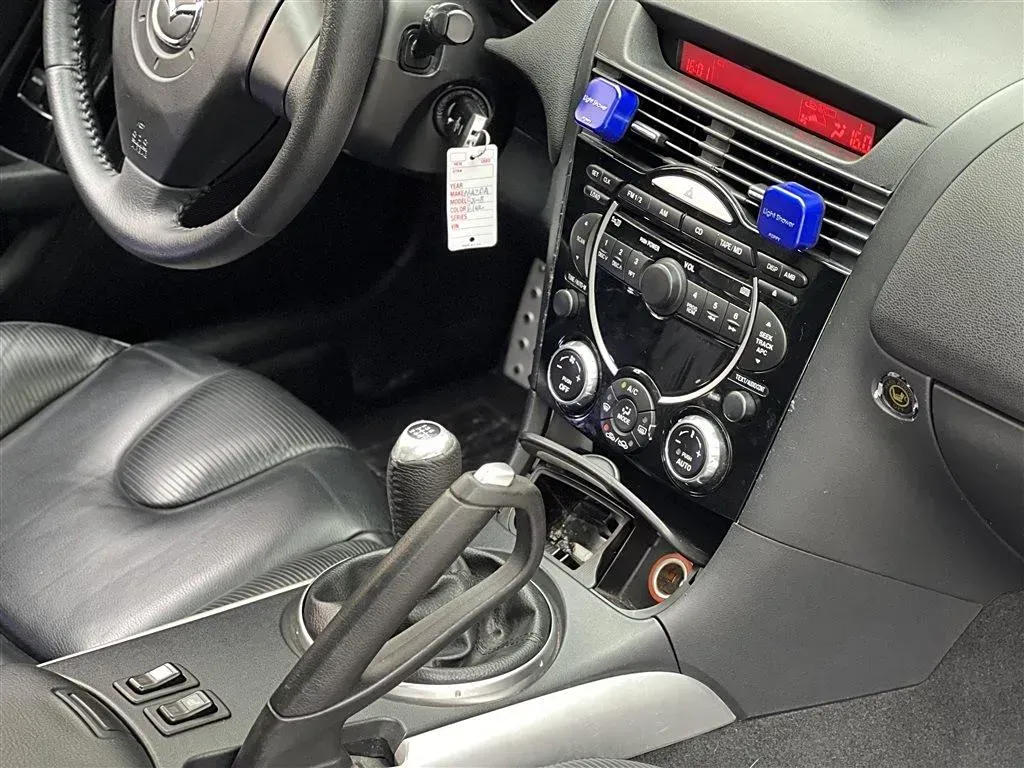 2008 Mazda RX-8 1.3L 231HP R2 6MT,autocango,china used car exporter,china ev exporter,chinese used car exporter,chinese used ev exporter