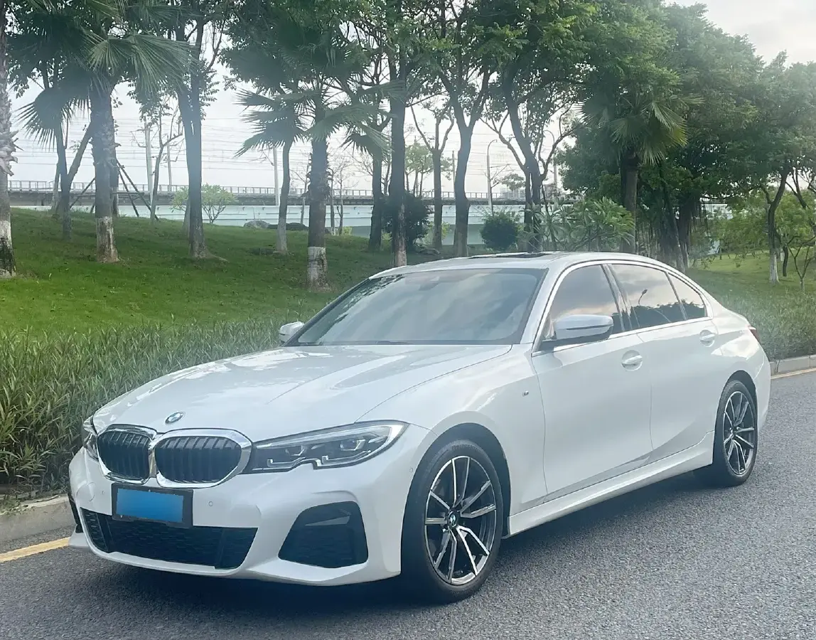 2021 BMW 3 Series 2.0T 184HP L4 8AT