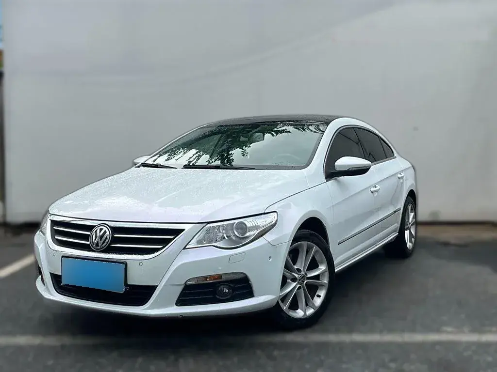 2011 Volkswagen CC 2.0T 200HP L4 6DCT