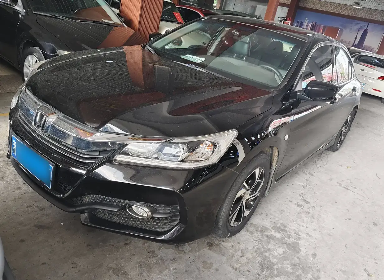 2016 Honda Accord 2.0L 155HP L4 CVT
