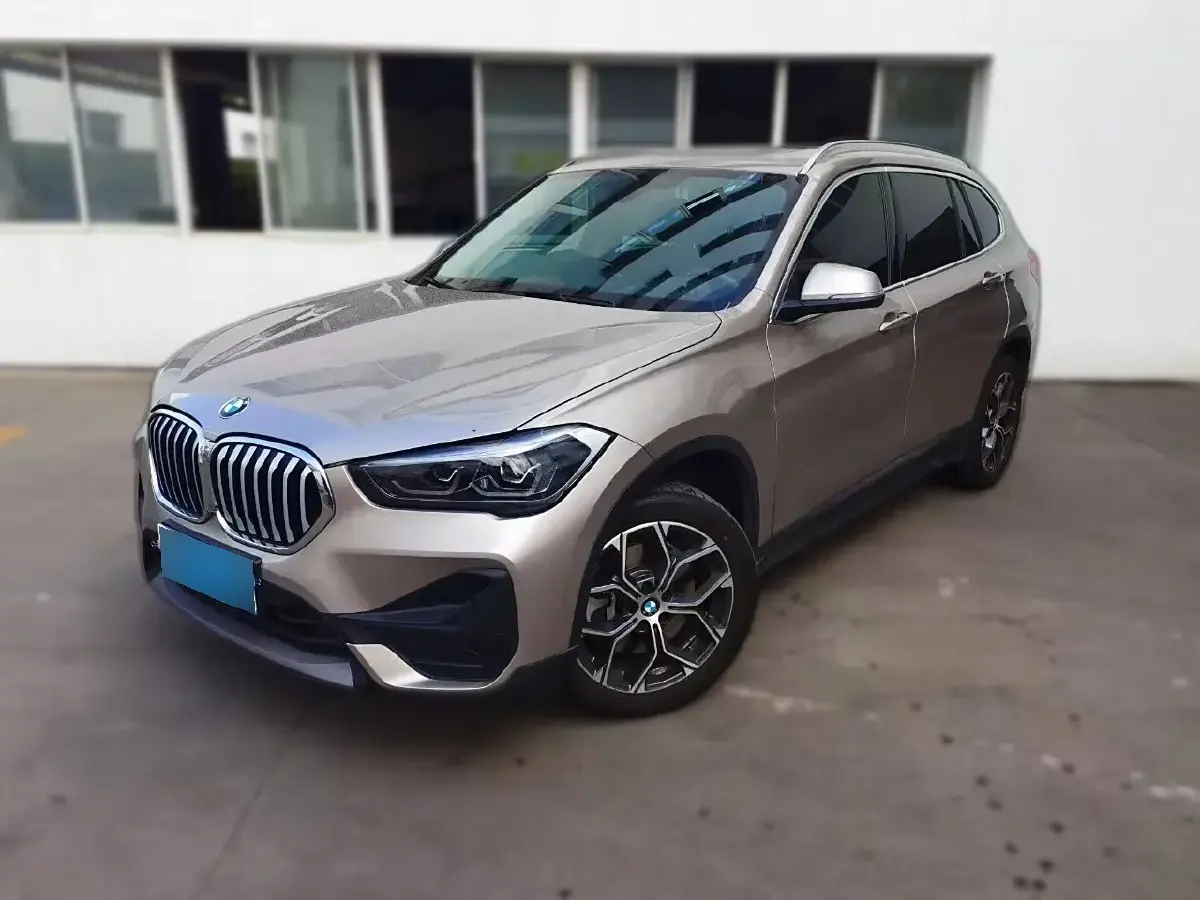 2022 BMW X1 2.0T 192HP L4 7DCT