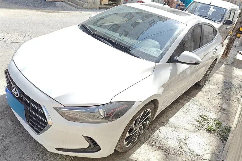 2020 Hyundai Elantra 1.4T 130HP L4 7DCT