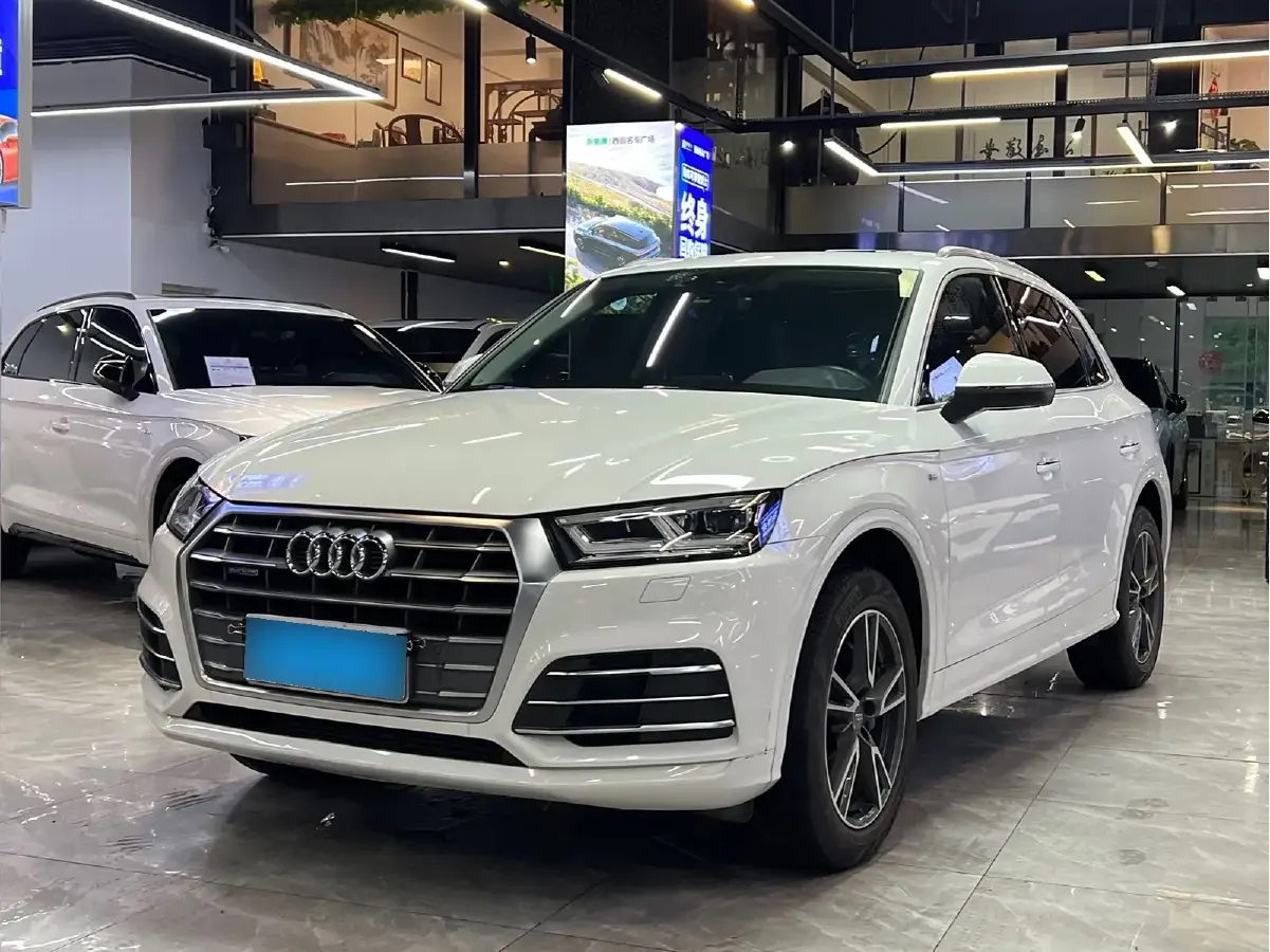 2020 Audi Q5L 2.0T 190HP L4 7DCT