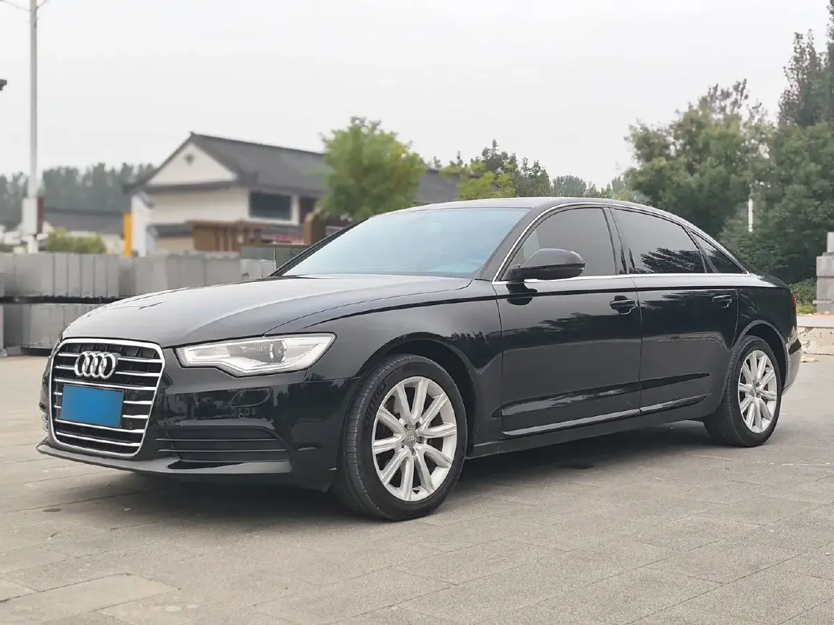 2015 Audi A6L 2.0T 180HP L4 CVT