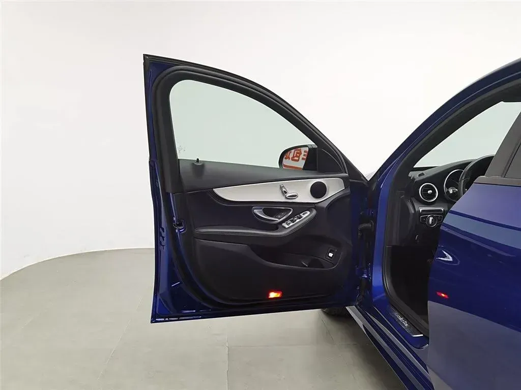 2018 Mercedes-Benz C Class 2.0T 184HP L4 9AT,autocango,china used car exporter,china ev exporter,chinese used car exporter,chinese used ev exporter